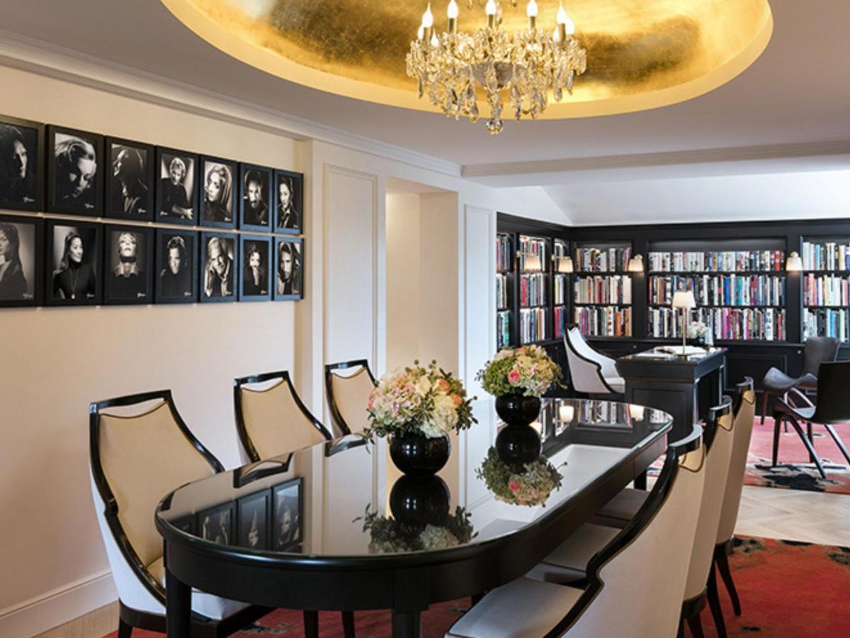Barriere Fouquet's Parijs